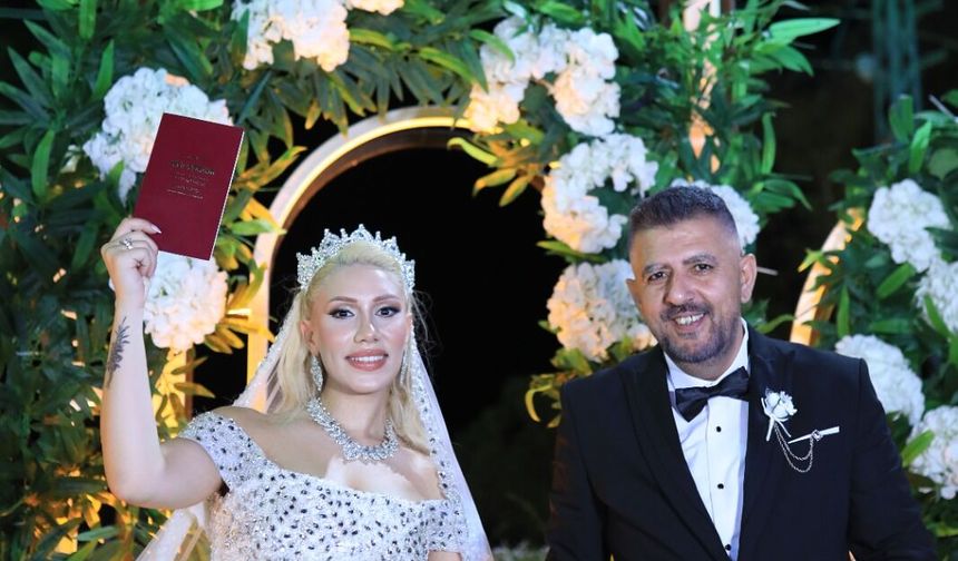 Murat Susar ve Damla Erdoğan Görkemli Bir Düğünle Dünyaevine Girdi