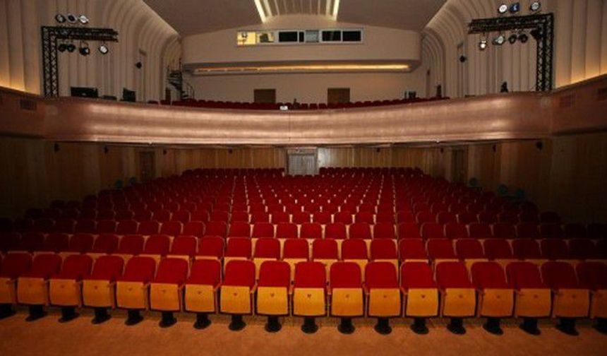 Adana Büyükşehir Belediyesi Şehir Tiyatrolarının Düzenlediği  ‘10. Şehir Tiyatroları Festivali’ Başlıyor