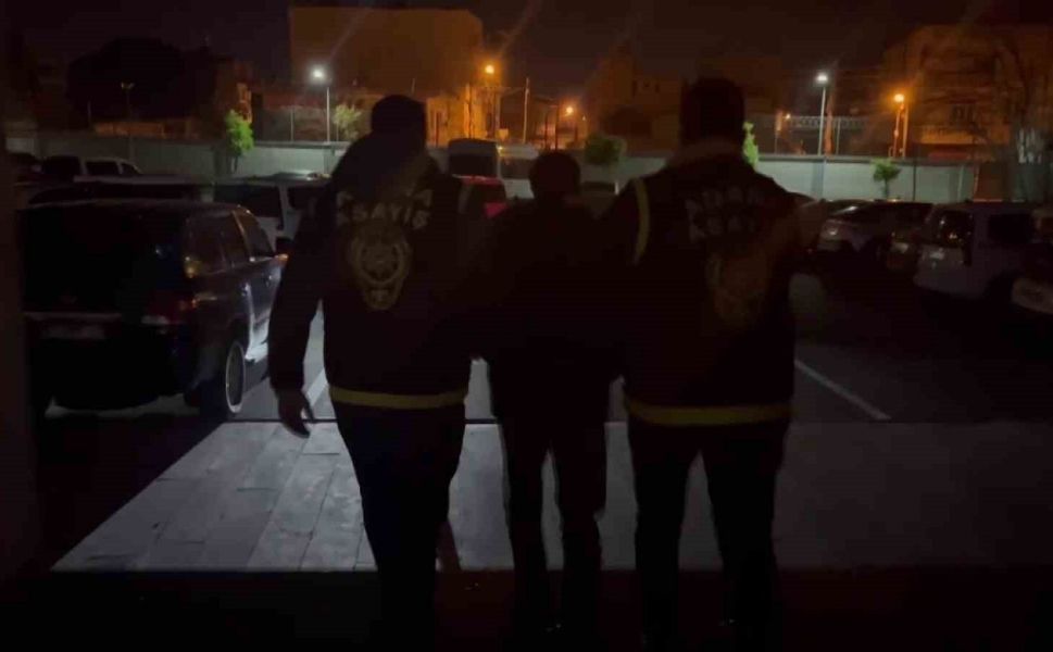 Çifte cinayetin nedeni 8 çeyrek: Çift tabancayla poz verip tabut emojili paylaşım yapmış
