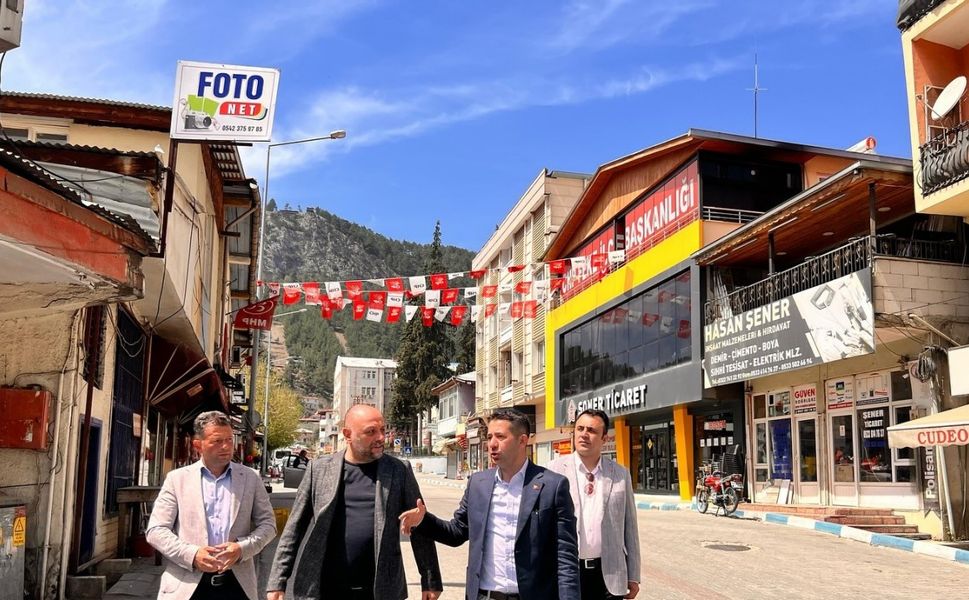 Feke Belediye Başkanı Cömert Özen’den Gençlik Merkezi müjdesi