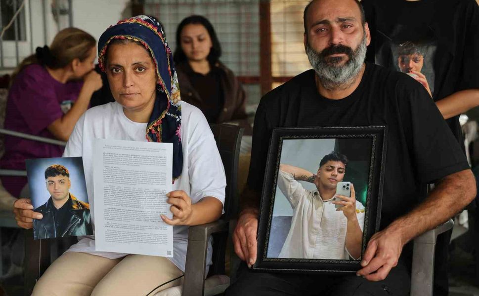 Adana'da 2 gencin öldüğü kazada sürücü tahliye edildi: Aileler gözyaşlarına boğuldu