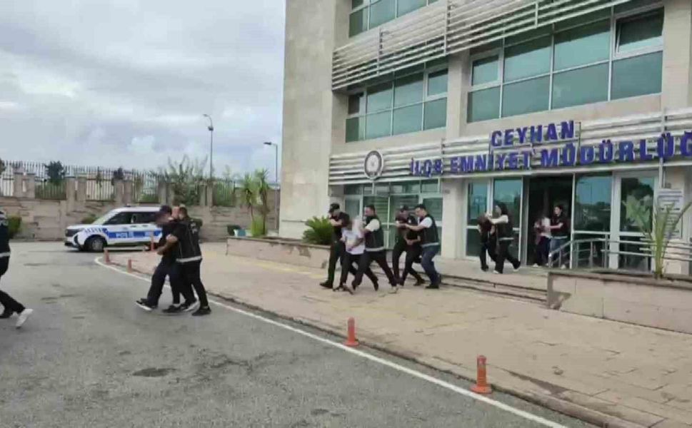 Adana'da 8 kilo 316 gram metamfetamin ele geçirildi: 12 şüpheli tutuklandı