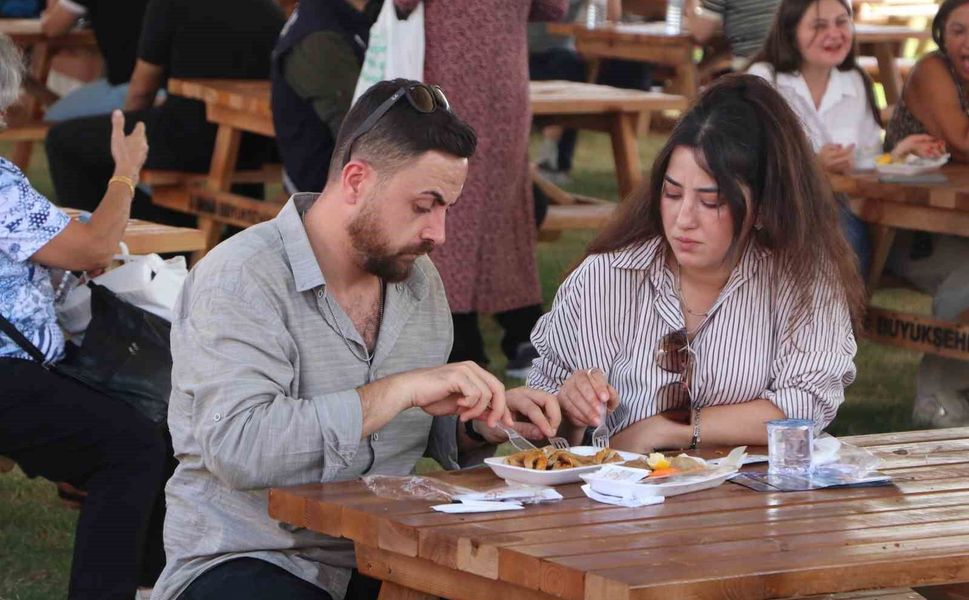 Adana'da Lezzet Festivali coşkusu ikinci gününde sürüyor