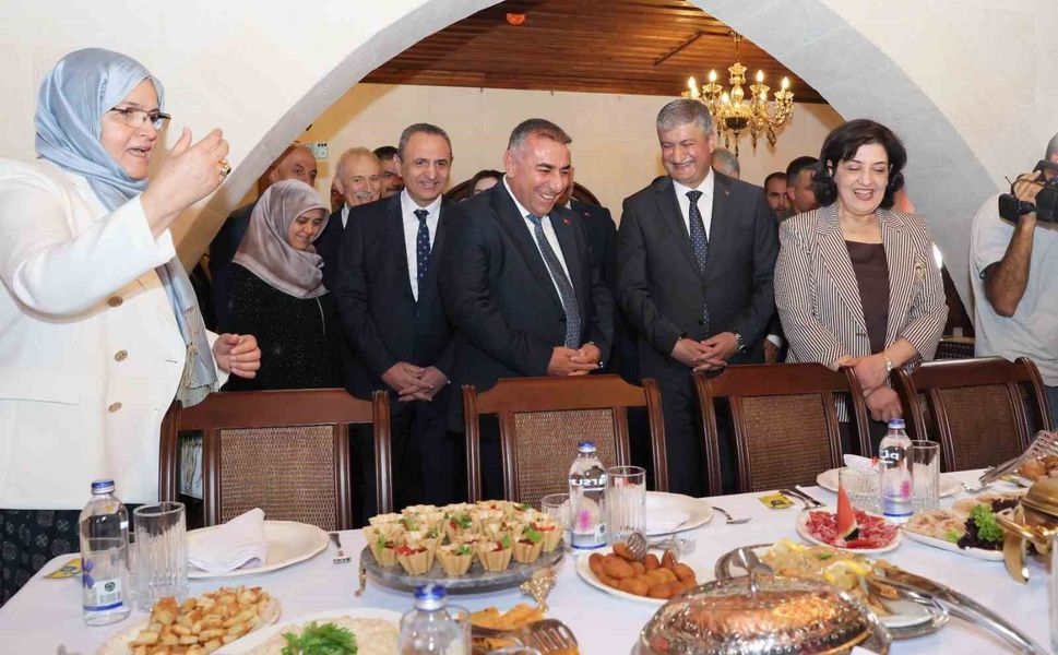 Adana'da 'Selamlık Sofra Mirası Evi' hizmete açıldı
