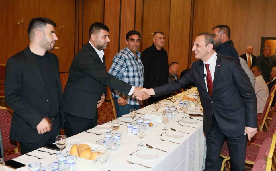 Başkan Vekili Özünal, muhtarlarla buluştu