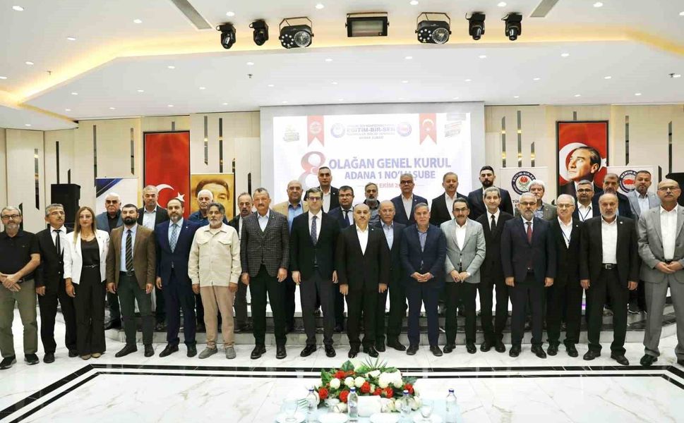 Eğitim-Bir-Sen Adana'da Mustafa Sarıgeçili yeniden başkan seçildi