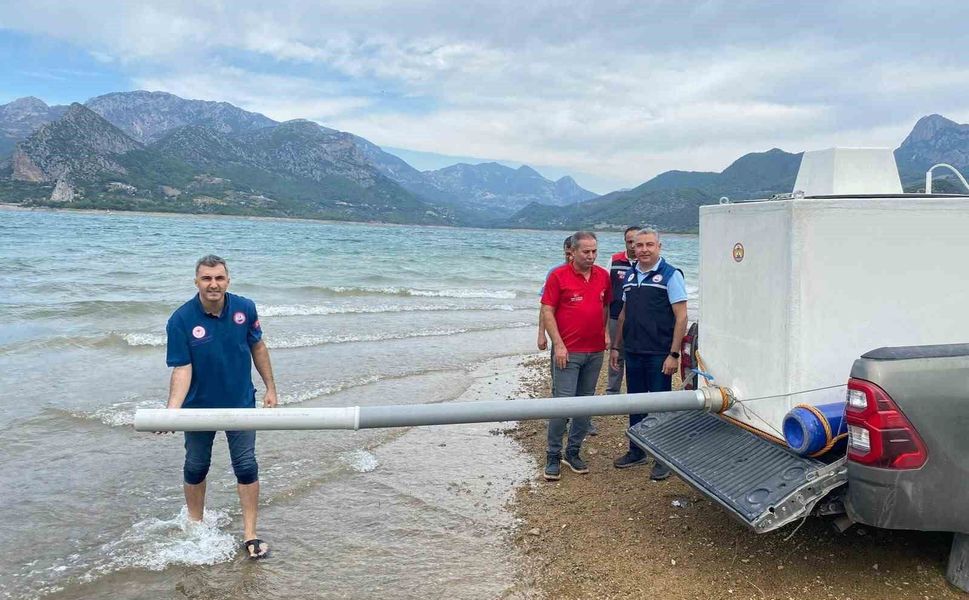 Kozan'da 665 bin sazan yavrusu baraj ve göletlere bırakıldı