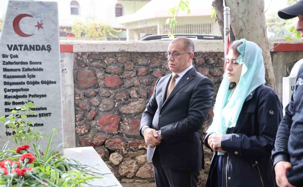 Saimbeyli'nin kurtuluşunun 106. yılında Saim Bey mezarı başında anıldı